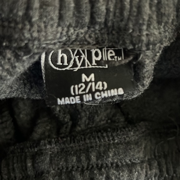 Hype boys sweatpants Size 12/14 waistband smallest 10 1/4” front side to side - Picture 6 of 8